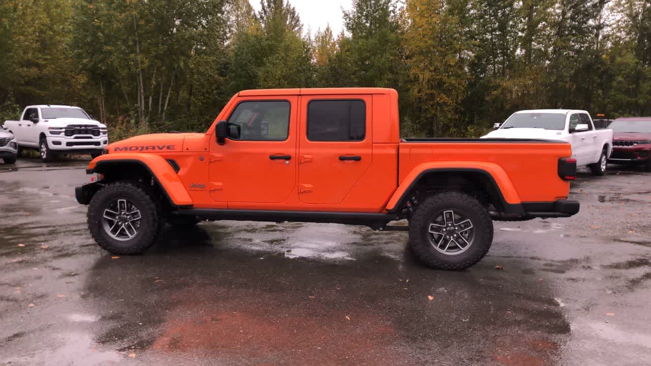 Thumbnail: 2025 Jeep Gladiator - 9