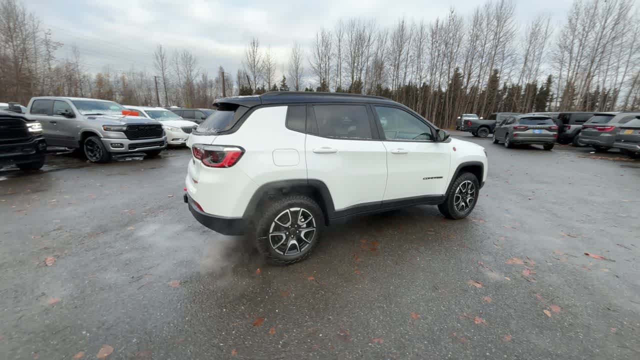 Thumbnail: 2026 Jeep Compass - 15