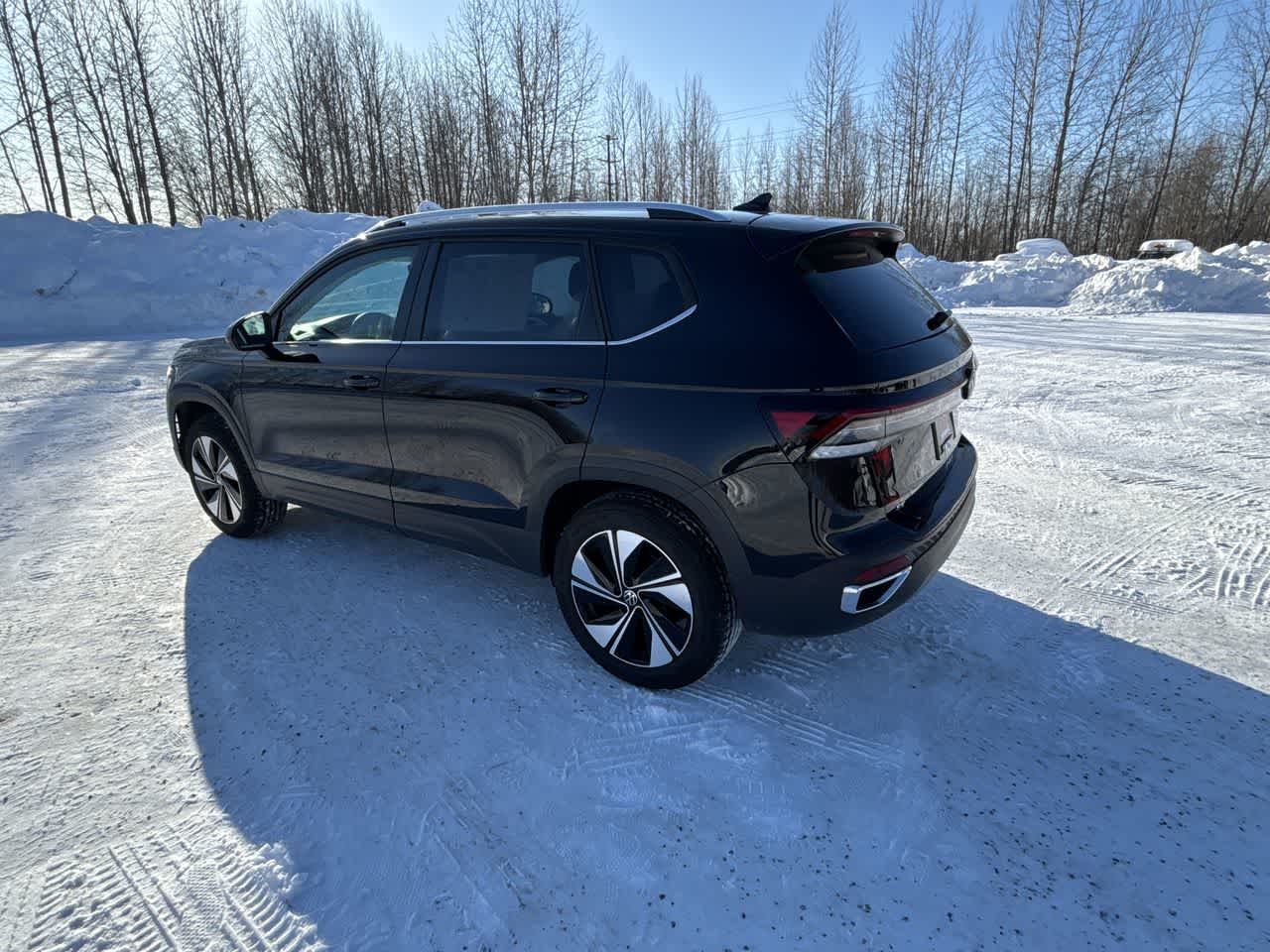 Thumbnail: 2025 Volkswagen Taos - 6