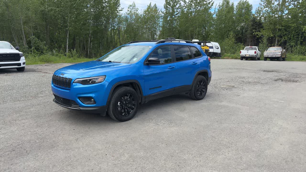 Thumbnail: 2023 Jeep Cherokee - 6