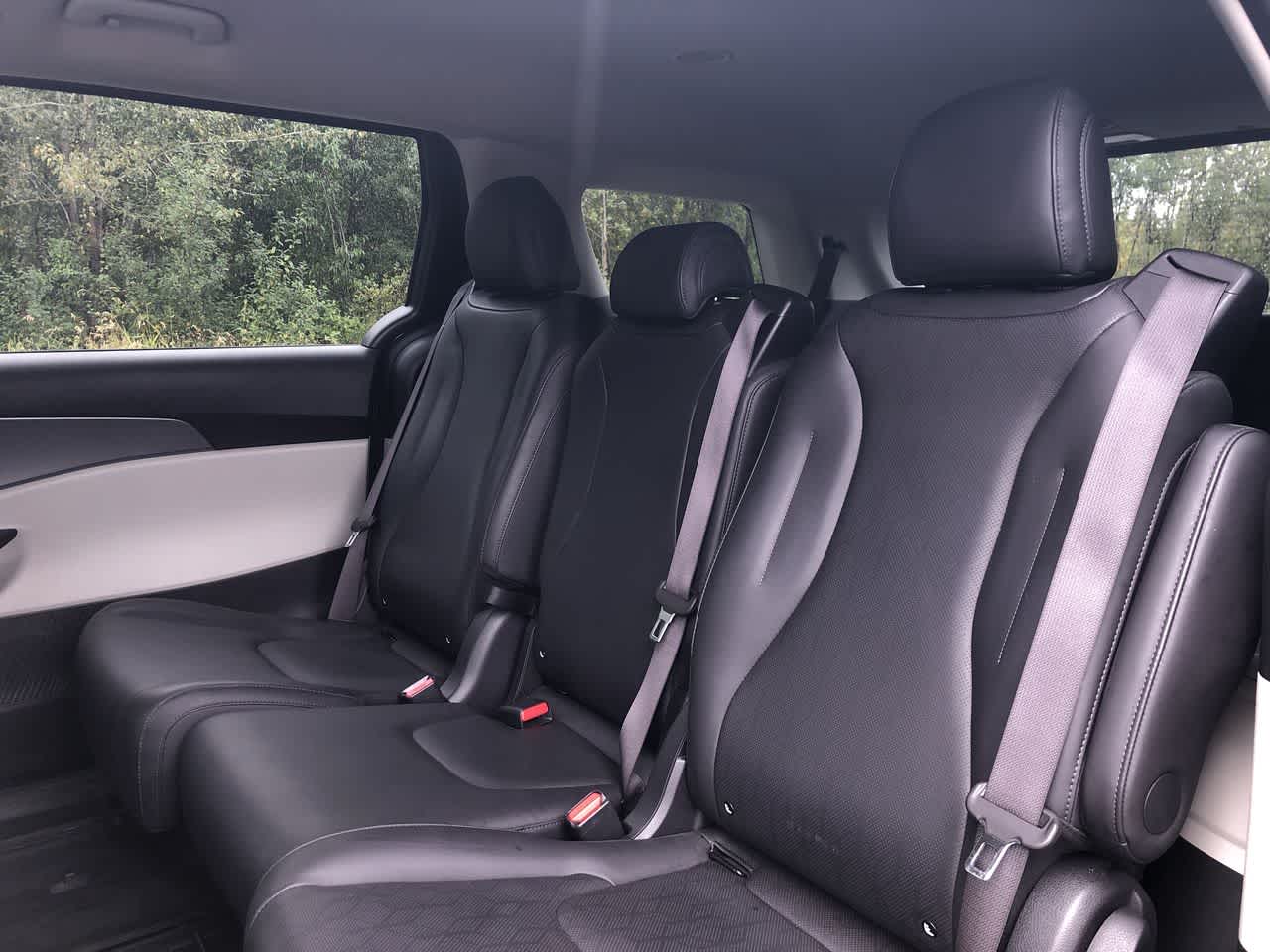 Thumbnail: 2024 Kia Carnival - 22