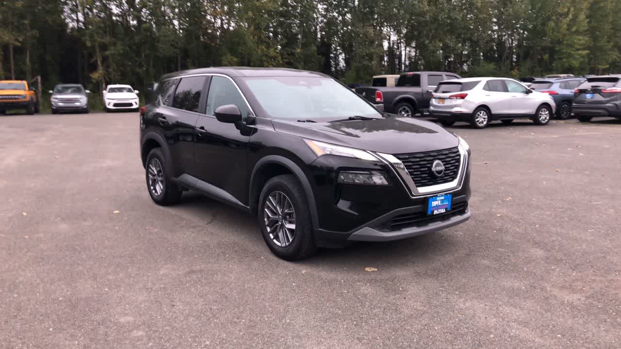 2023 Nissan Rogue S photo 2