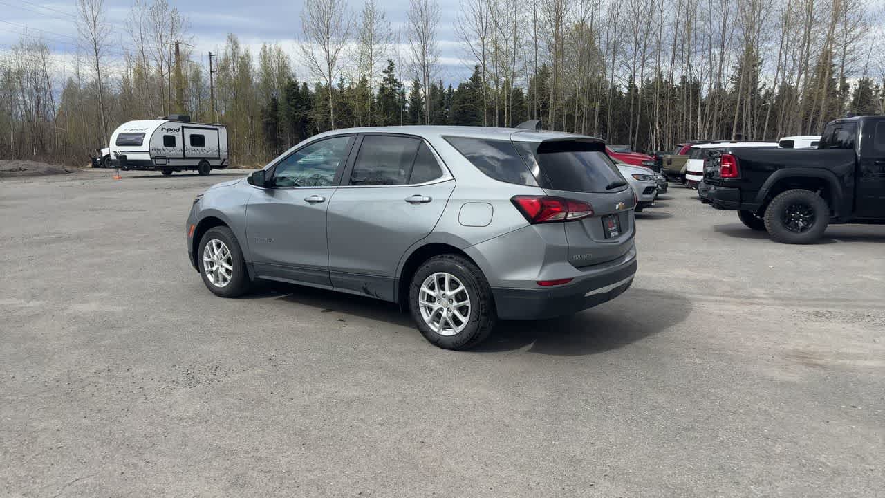 Thumbnail: 2024 Chevrolet Equinox - 10