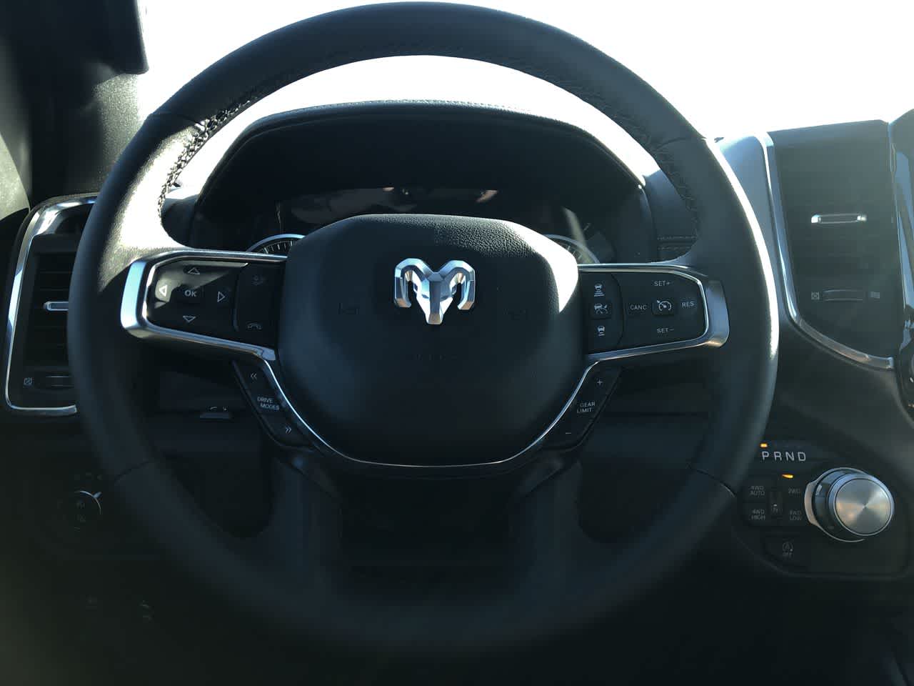 Thumbnail: 2025 RAM 1500 - 25