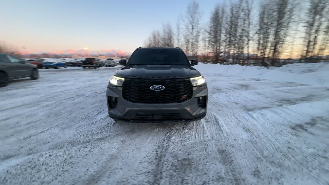 Thumbnail: 2025 Ford Explorer - 4