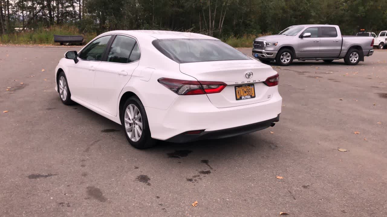 Thumbnail: 2024 Toyota Camry - 10