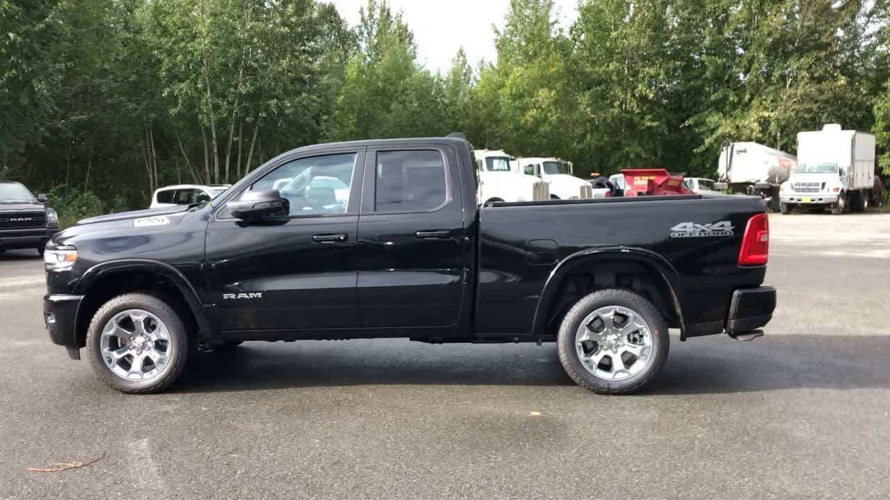 Thumbnail: 2025 RAM 1500 - 9