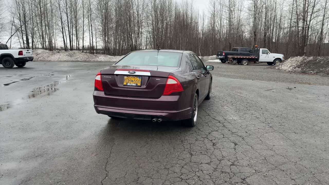 Thumbnail: 2011 Ford Fusion - 13