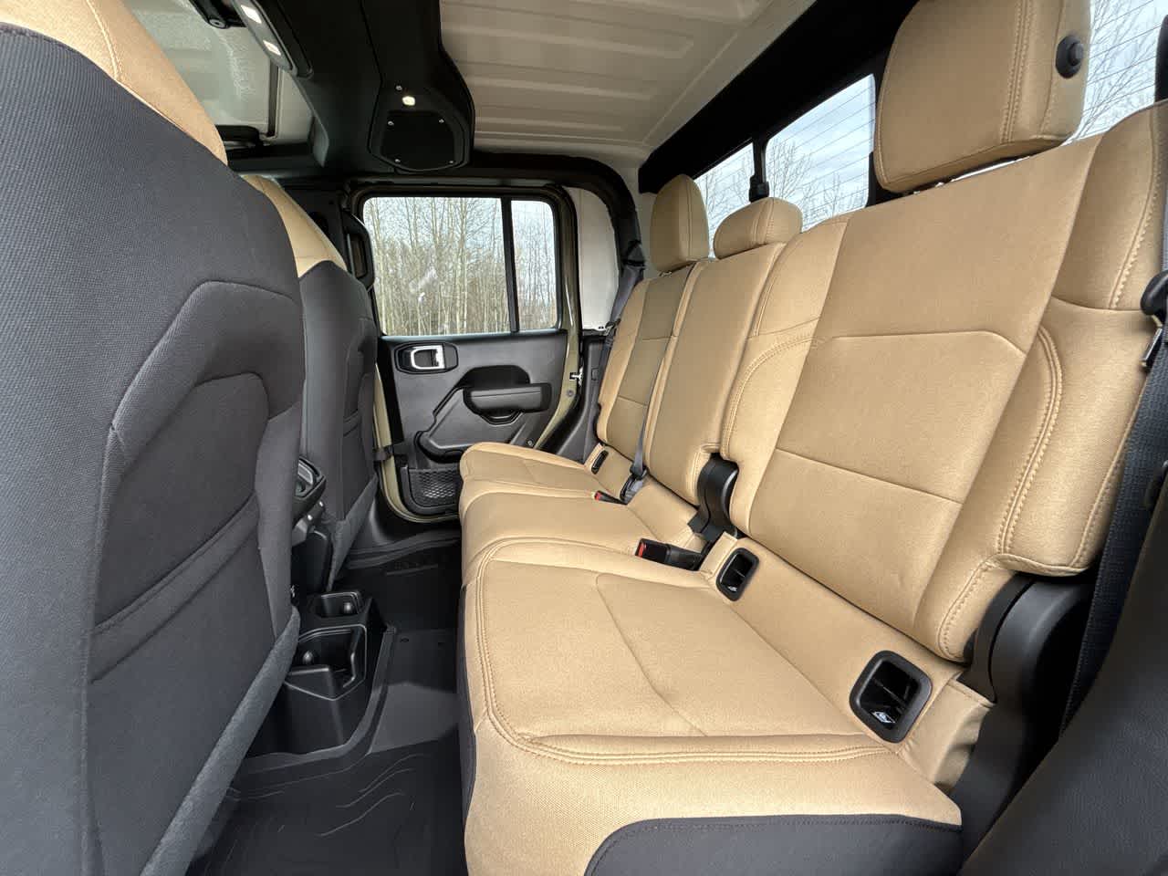 Thumbnail: 2026 Jeep Gladiator - 22