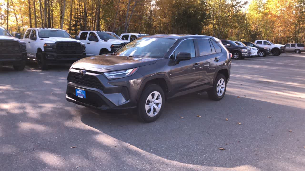 Thumbnail: 2024 Toyota RAV4 - 6