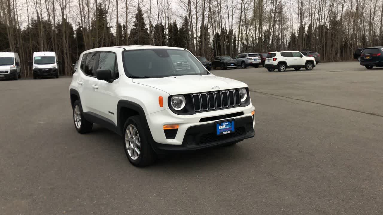 2023 Jeep Renegade Latitude Upland photo 2