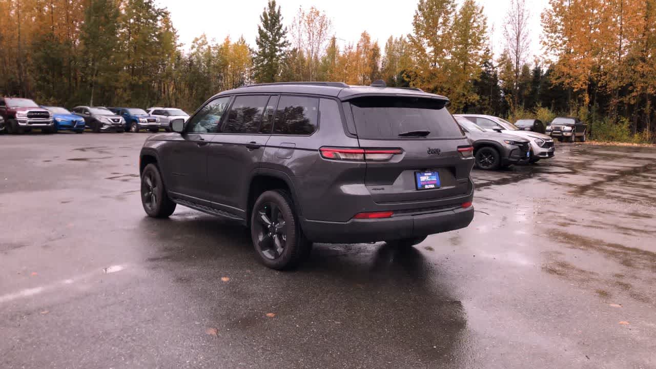 Thumbnail: 2025 Jeep Grand Cherokee - 11