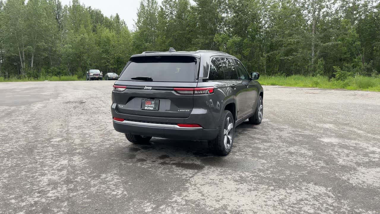Thumbnail: 2026 Jeep Grand Cherokee - 13