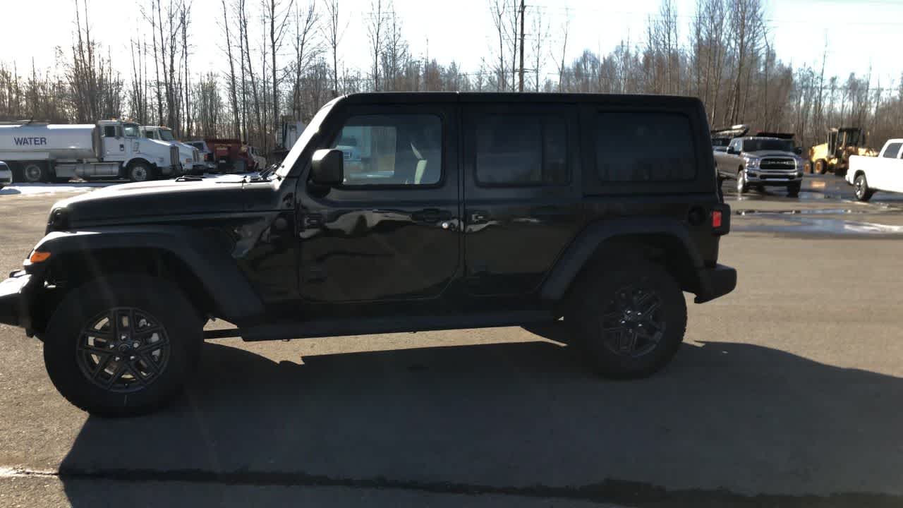 Thumbnail: 2025 Jeep Wrangler - 7