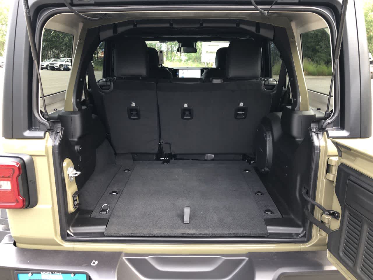 Thumbnail: 2025 Jeep Wrangler - 20