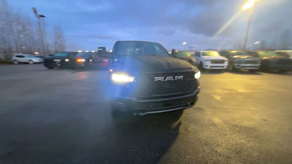 New 2026 Ram 1500 BIG HORN CREW CAB 4X4 5'7 BOX Pickup