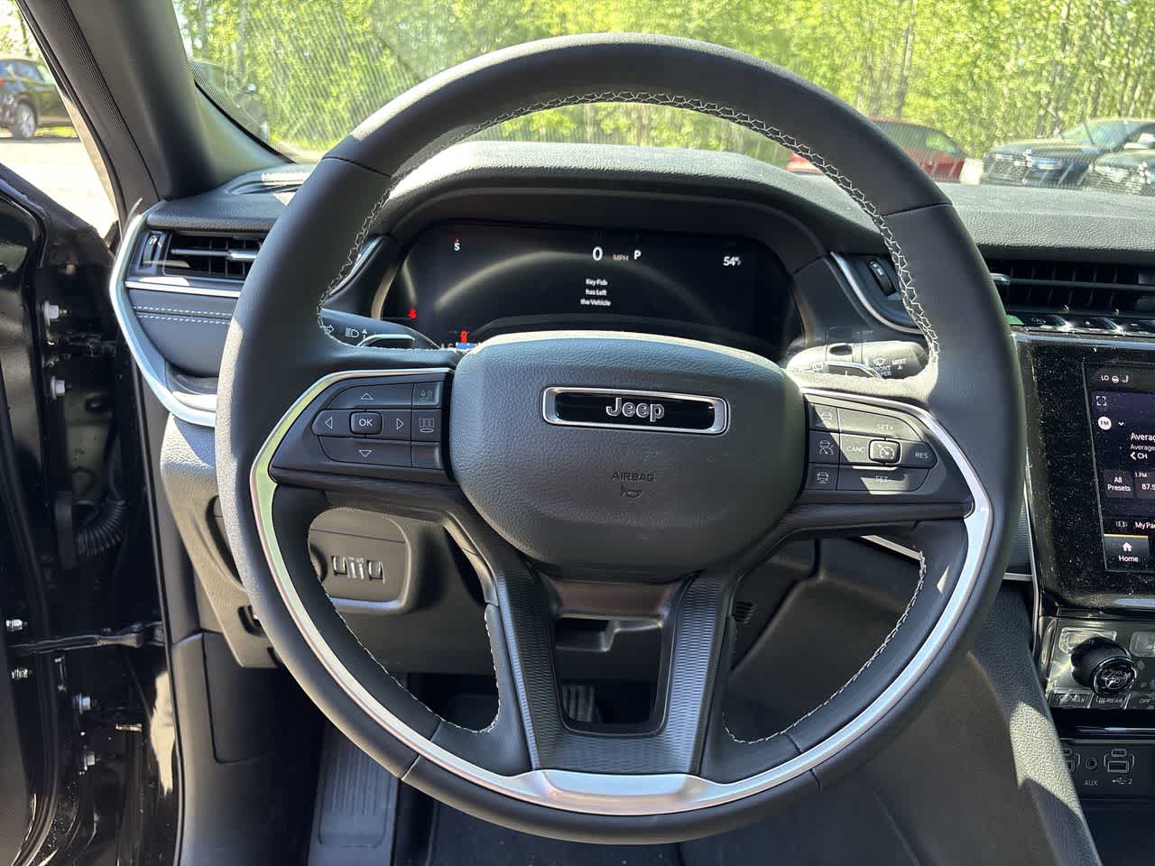 Thumbnail: 2026 Jeep Grand Cherokee - 25