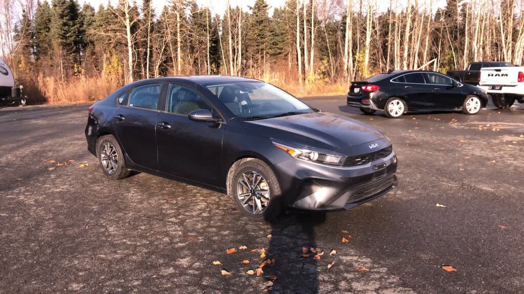 Used 2024 Kia Forte LXS Sedan