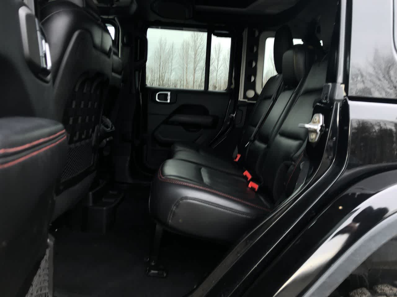 Thumbnail: 2018 Jeep Wrangler - 22
