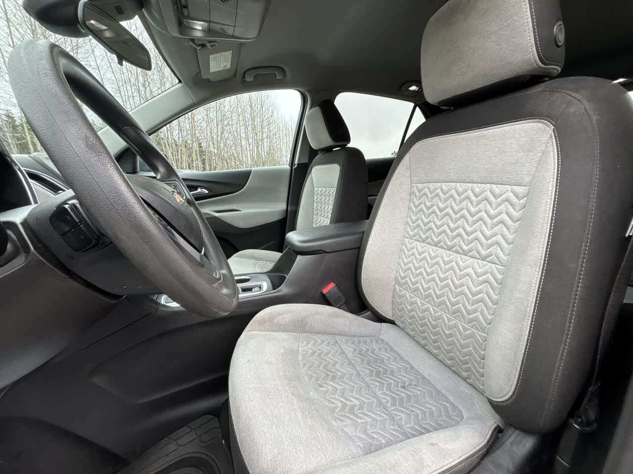 Thumbnail: 2022 Chevrolet Equinox - 23