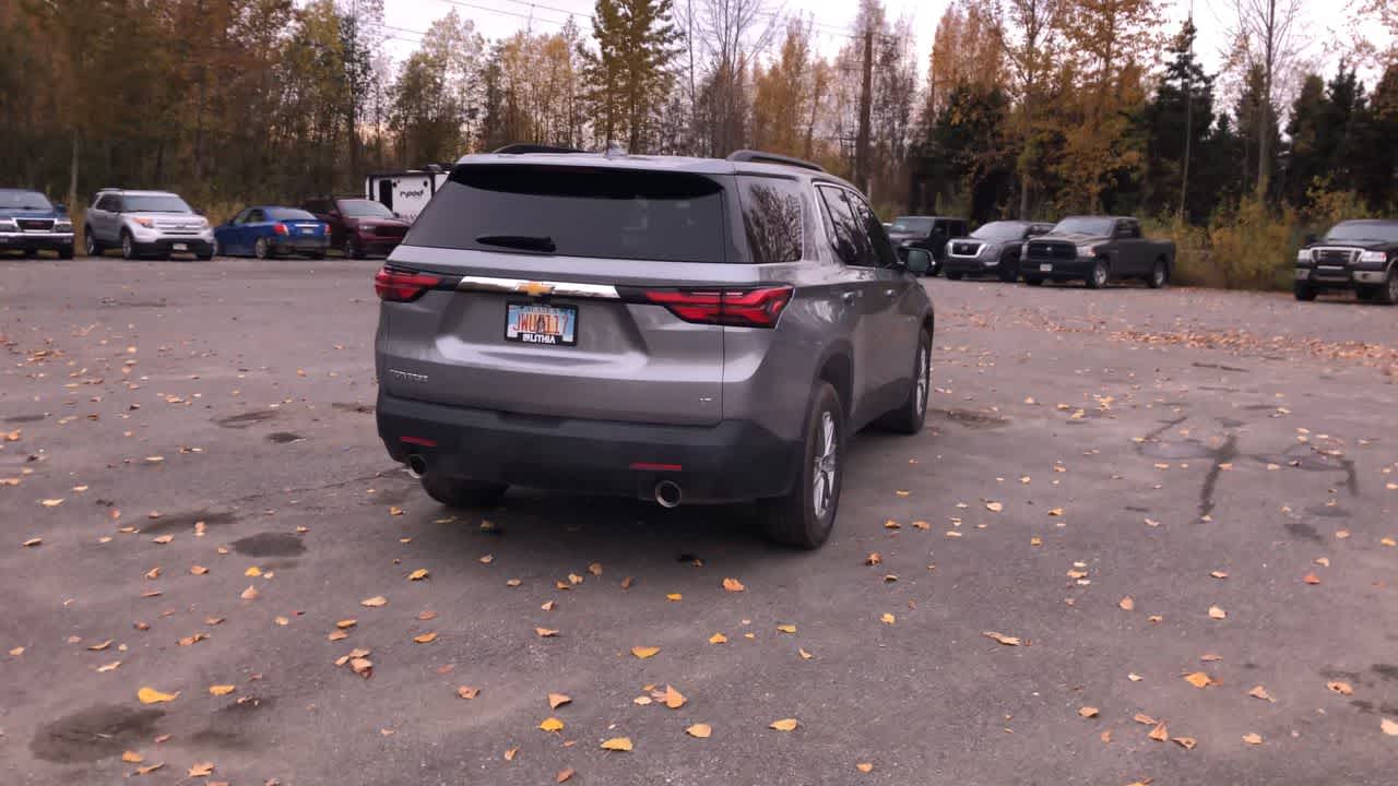 Thumbnail: 2023 Chevrolet Traverse - 13
