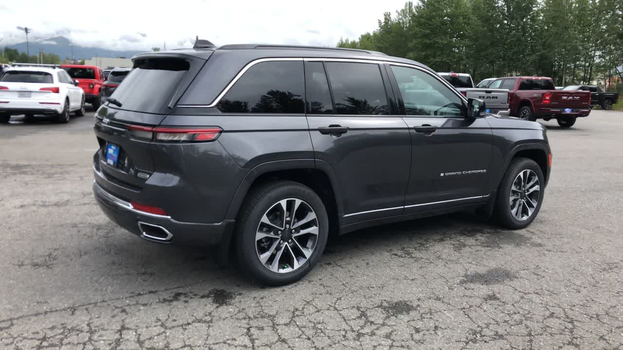 Thumbnail: 2025 Jeep Grand Cherokee - 15