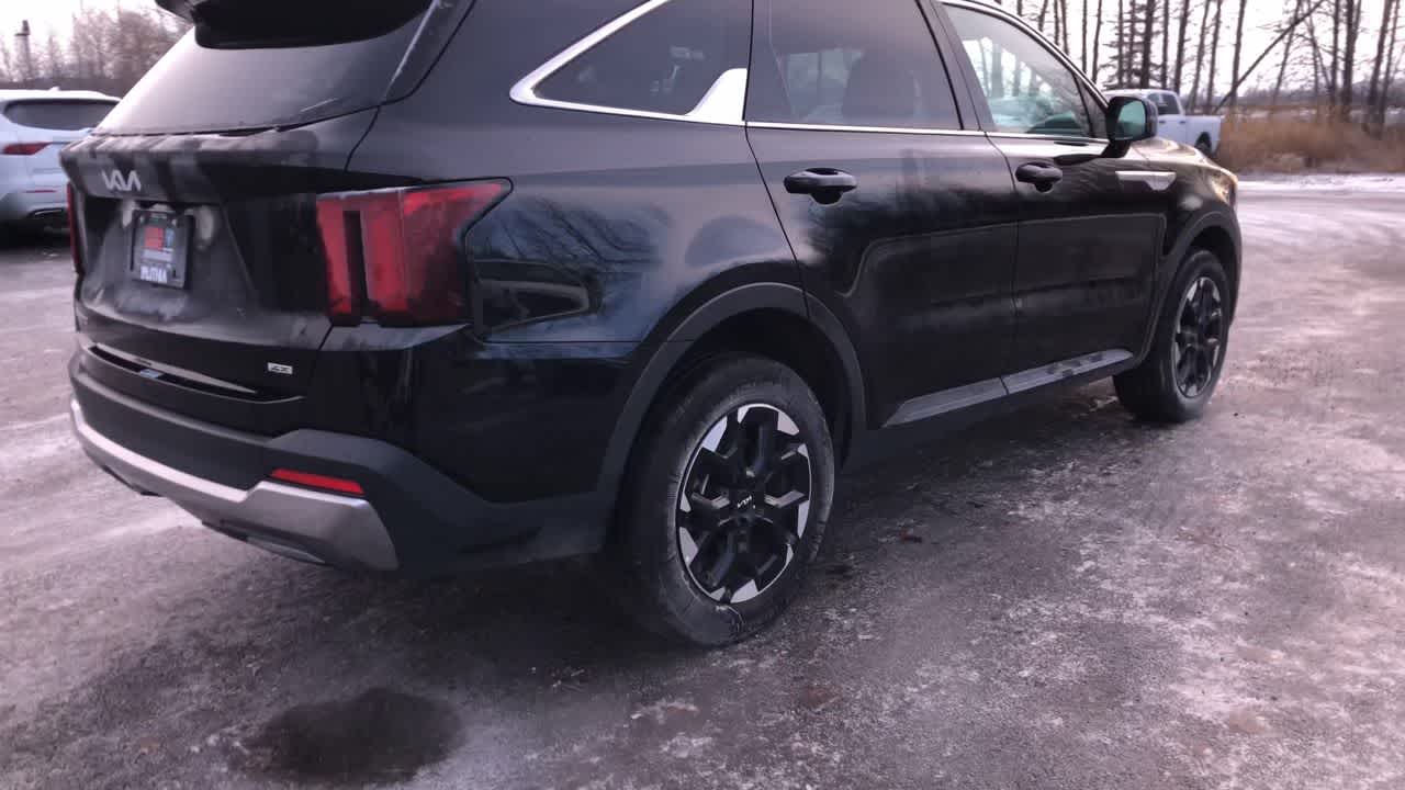 Thumbnail: 2024 Kia Sorento - 13