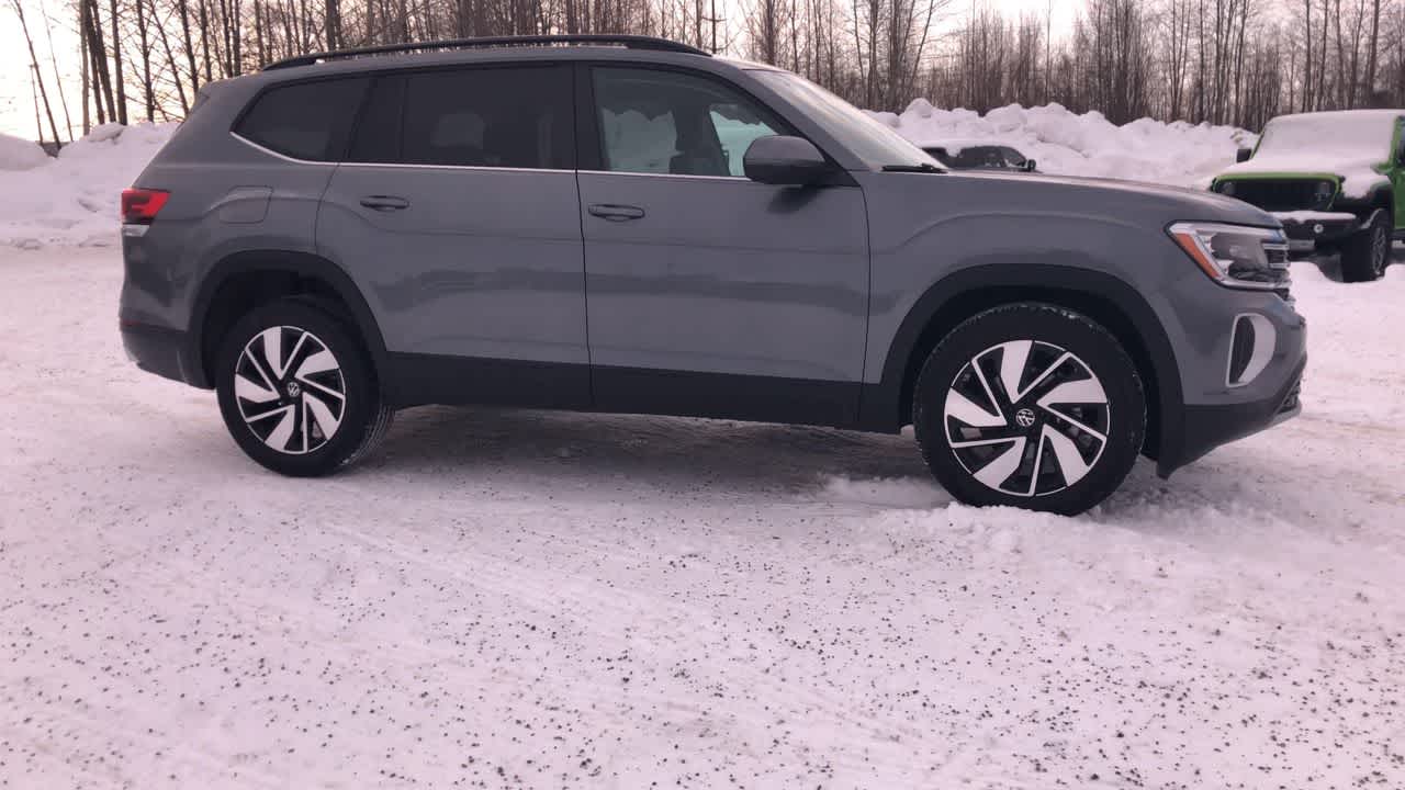 Thumbnail: 2025 Volkswagen Atlas - 16