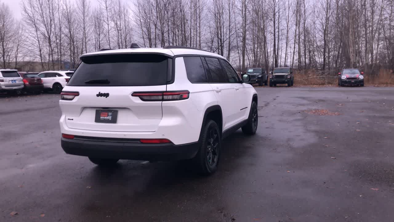 Thumbnail: 2024 Jeep Grand Cherokee L - 12