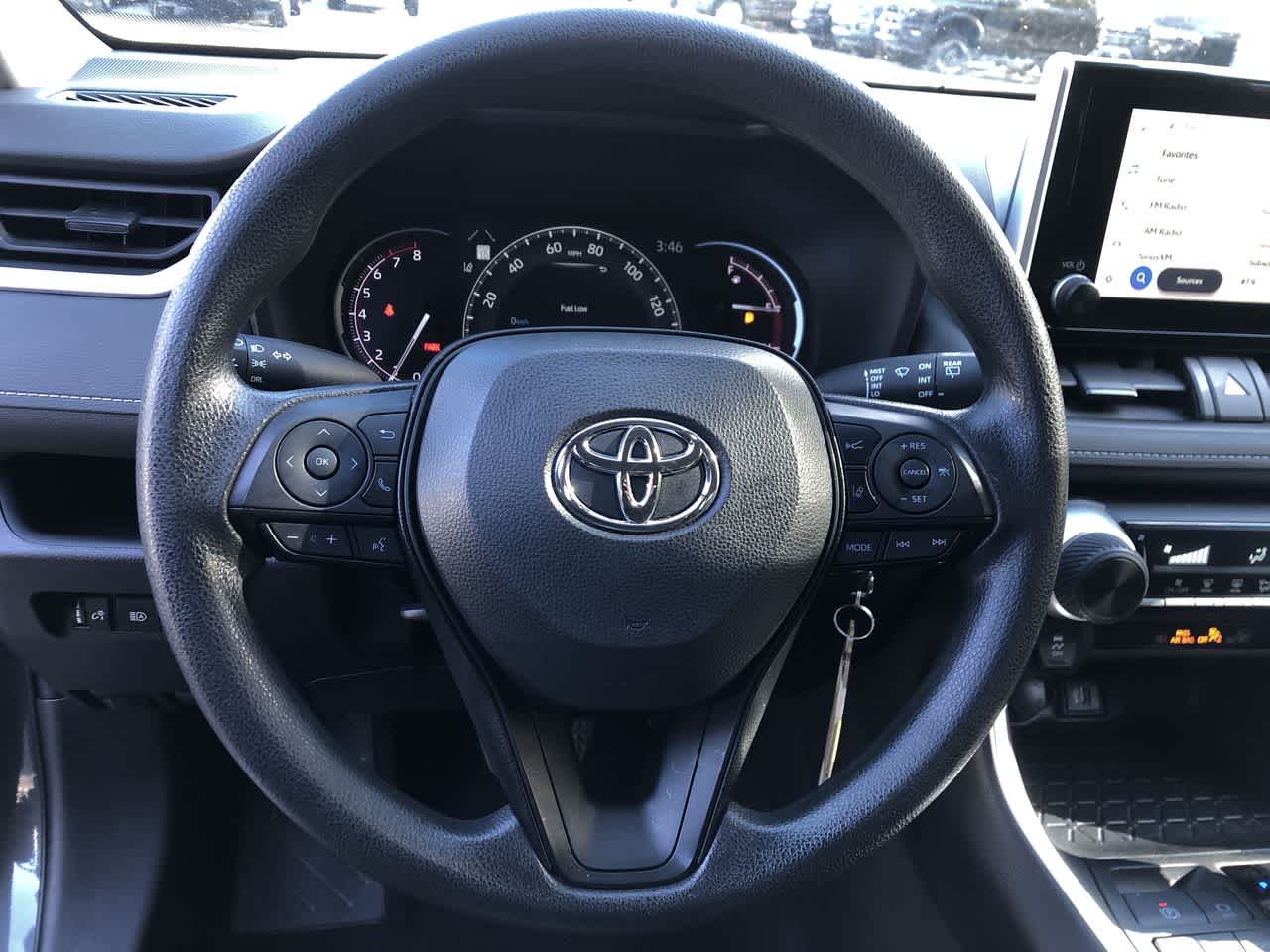 Thumbnail: 2024 Toyota RAV4 - 25