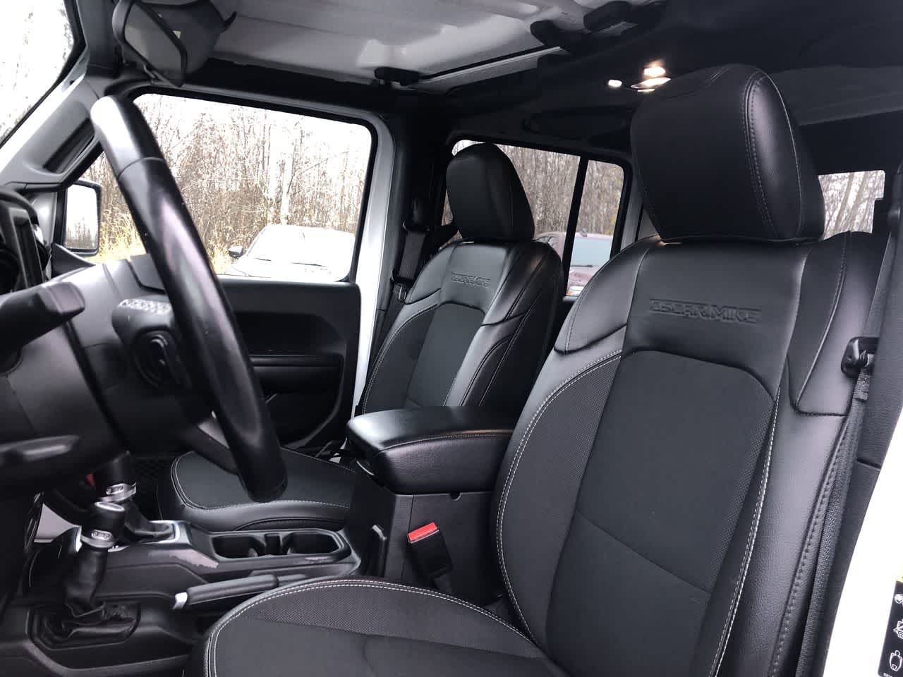 Thumbnail: 2021 Jeep Gladiator - 23