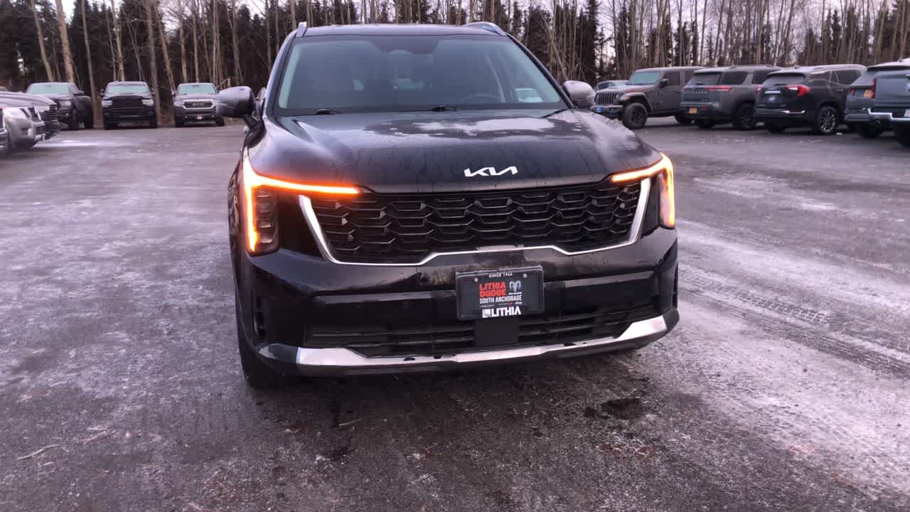 Thumbnail: 2024 Kia Sorento - 3
