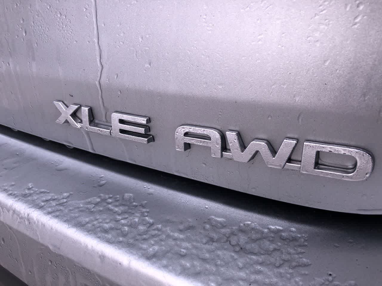 Thumbnail: 2023 Toyota Highlander - 19