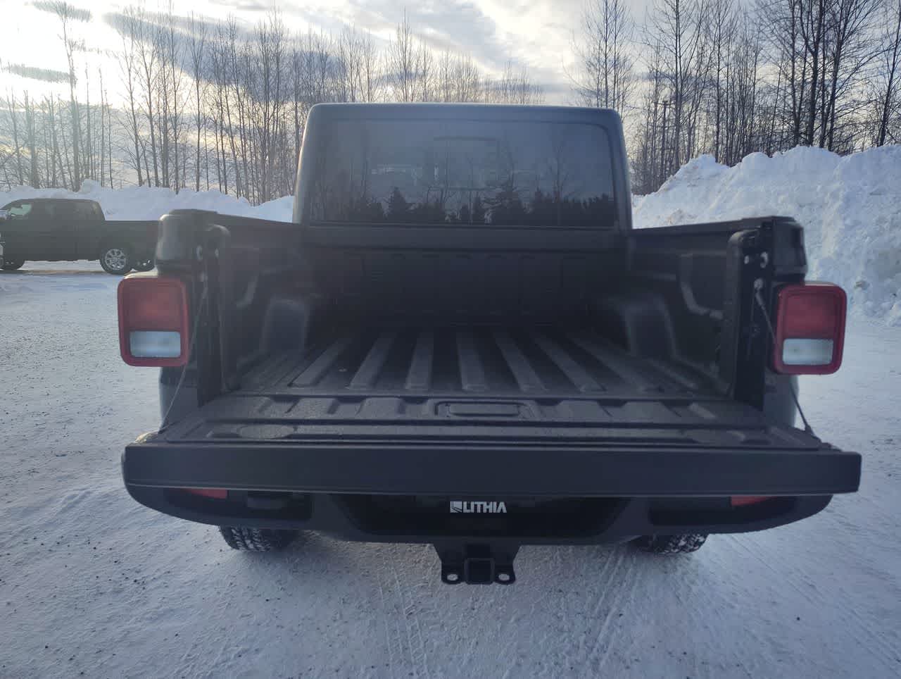 Thumbnail: 2026 Jeep Gladiator - 20