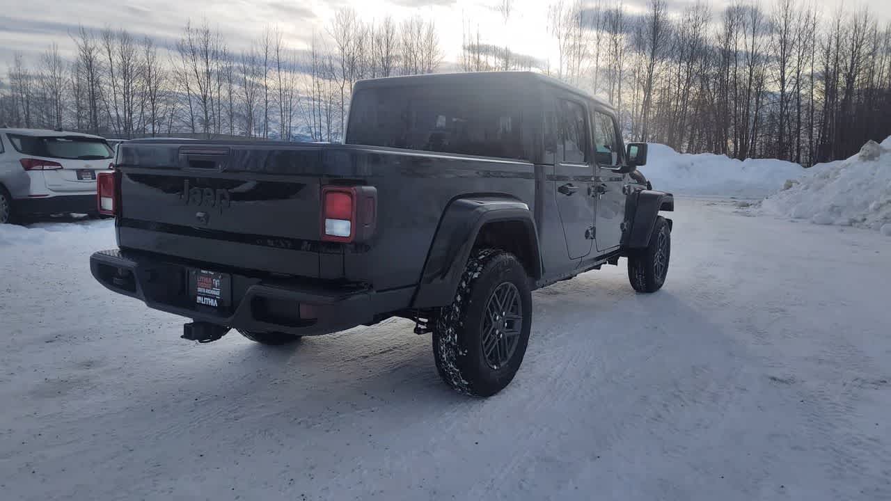 Thumbnail: 2026 Jeep Gladiator - 12