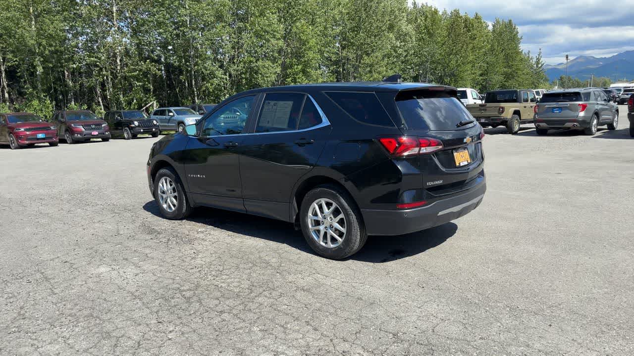 Thumbnail: 2024 Chevrolet Equinox - 10