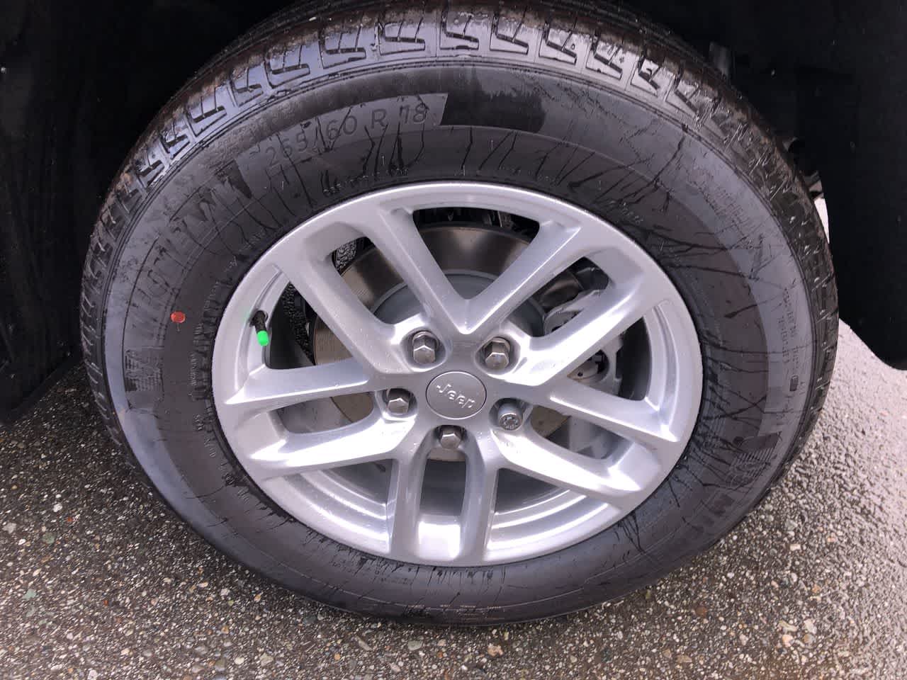 Thumbnail: 2025 Jeep Grand Cherokee - 21