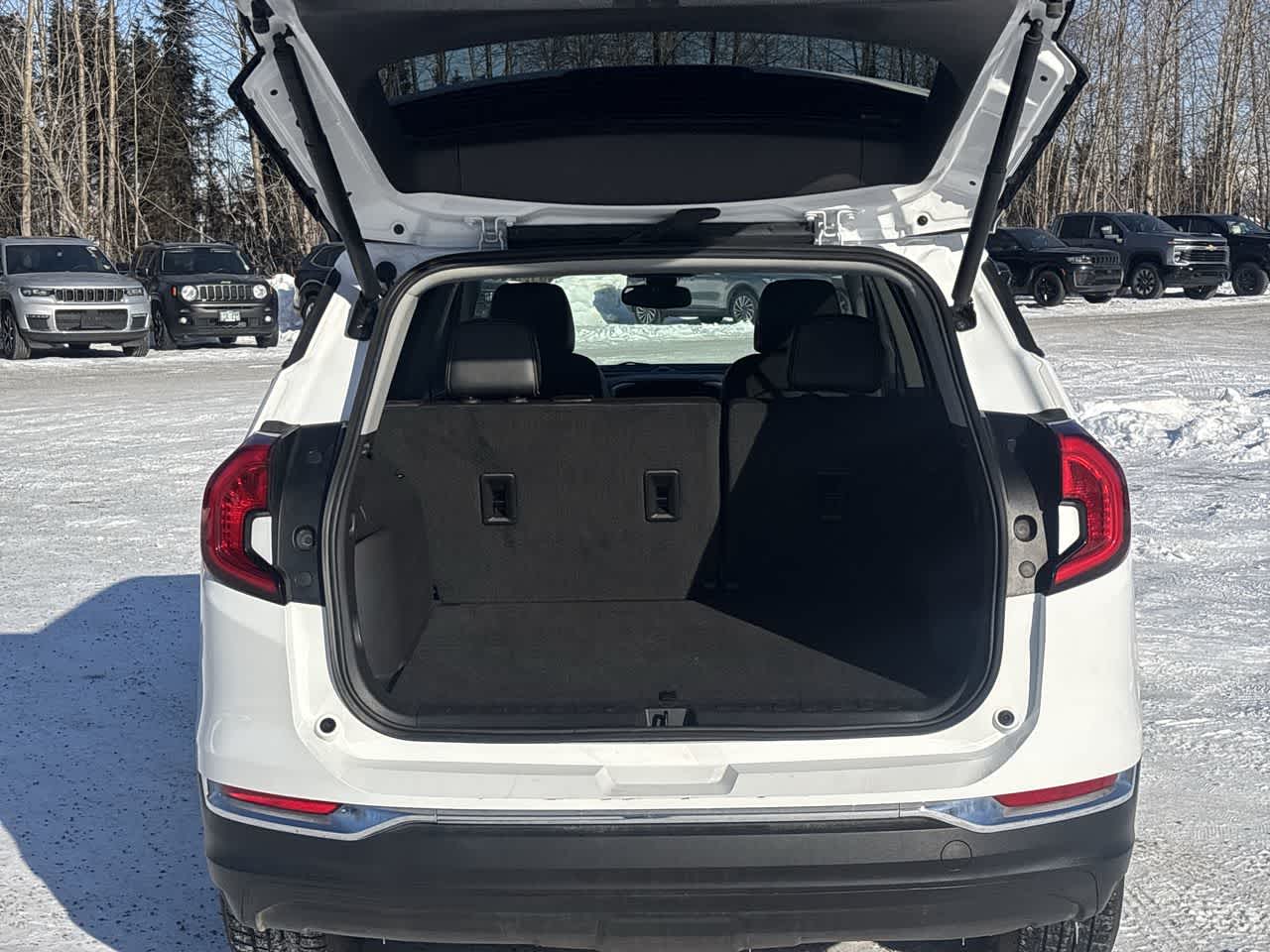 Thumbnail: 2024 GMC Terrain - 11