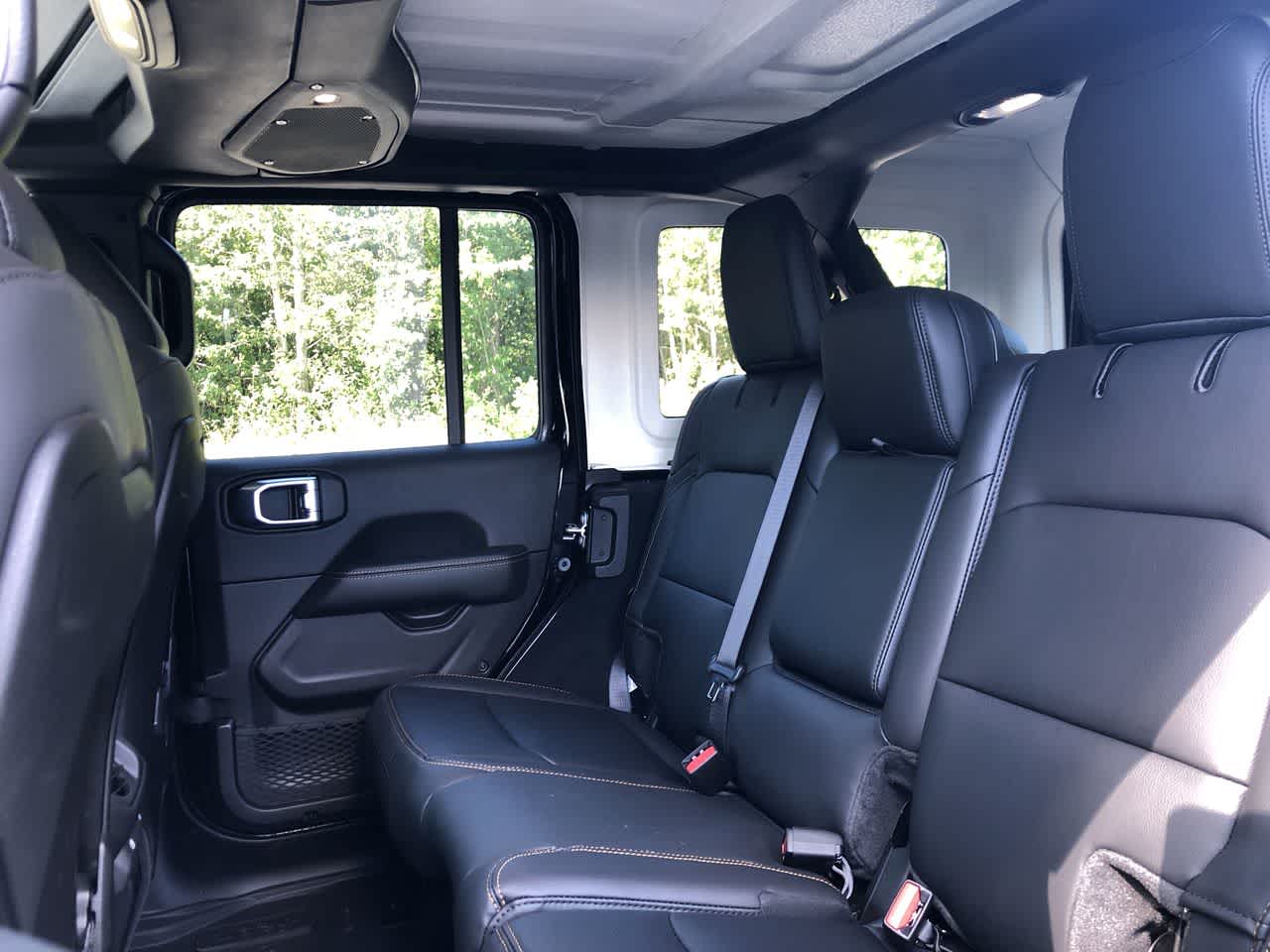 Thumbnail: 2025 Jeep Wrangler - 22