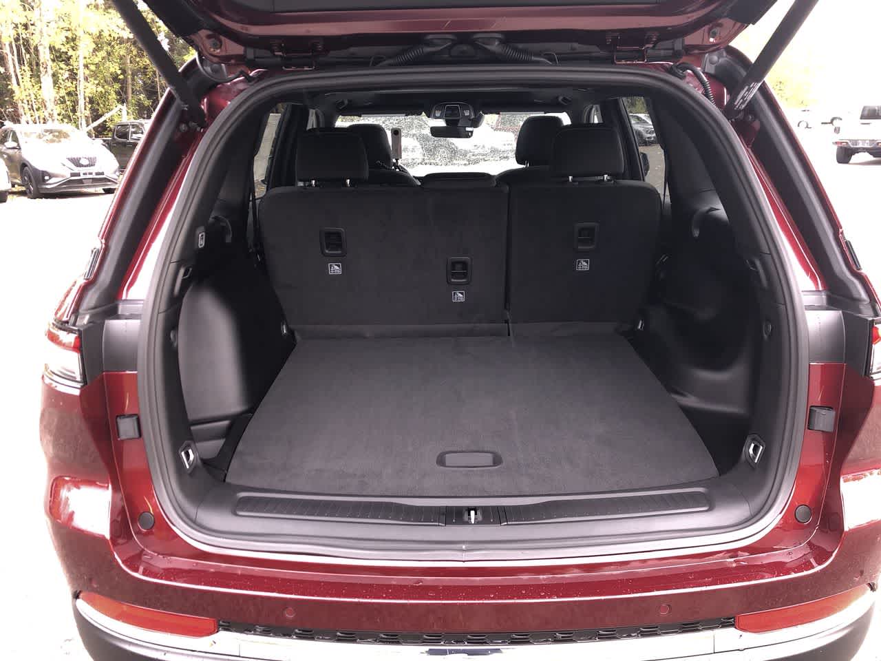 Thumbnail: 2025 Jeep Grand Cherokee - 20