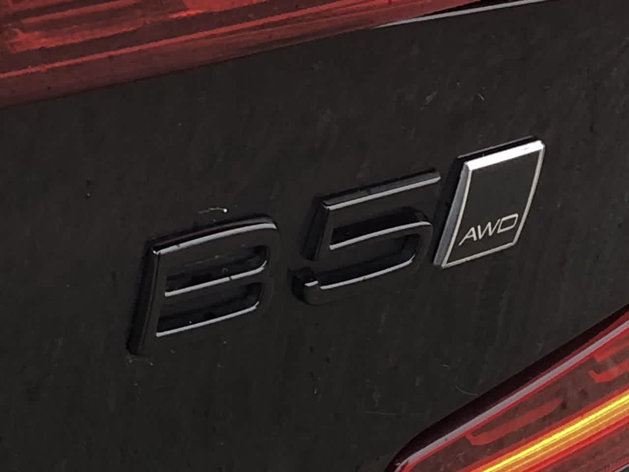 Thumbnail: 2024 Volvo S60 - 19