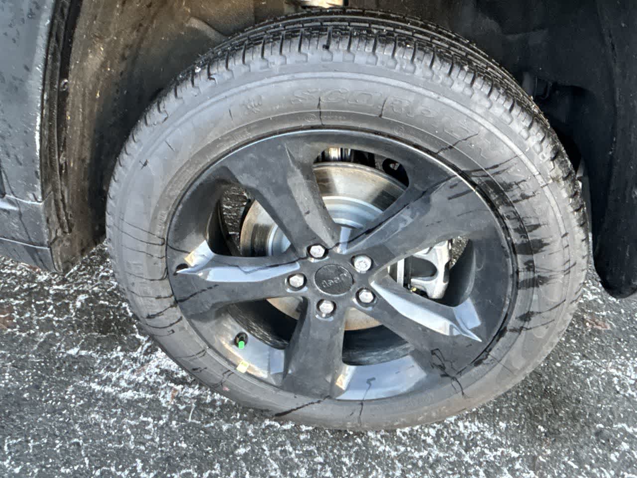 Thumbnail: 2025 Jeep Grand Cherokee - 19