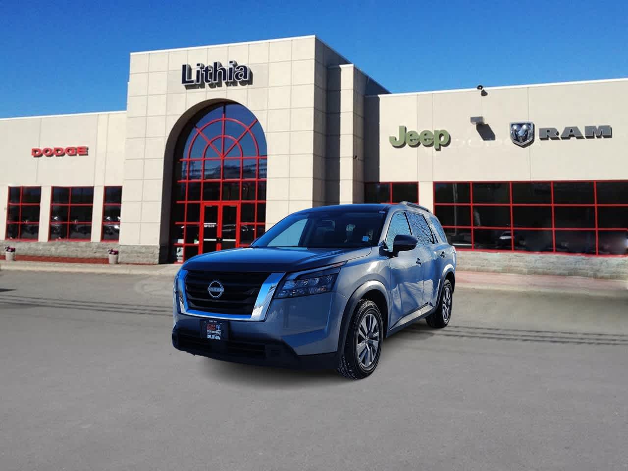 Thumbnail: 2024 Nissan Pathfinder - 1