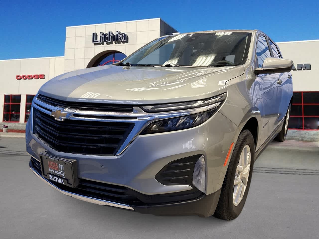 2024 Chevrolet Equinox LT's photo