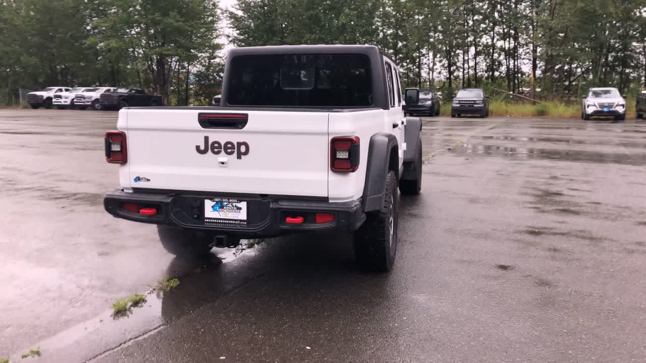 Thumbnail: 2024 Jeep Gladiator - 12