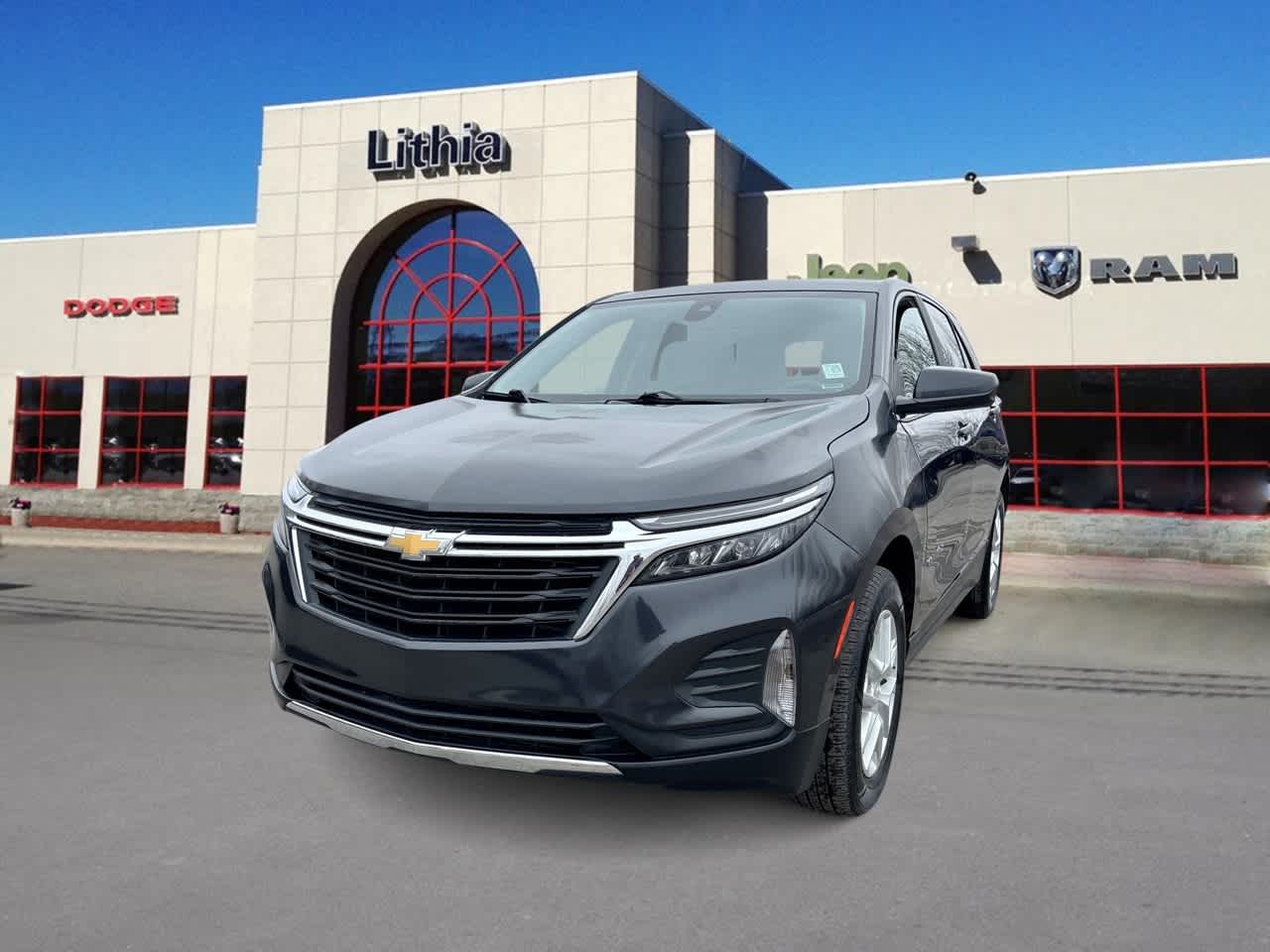 Thumbnail: 2022 Chevrolet Equinox - 1