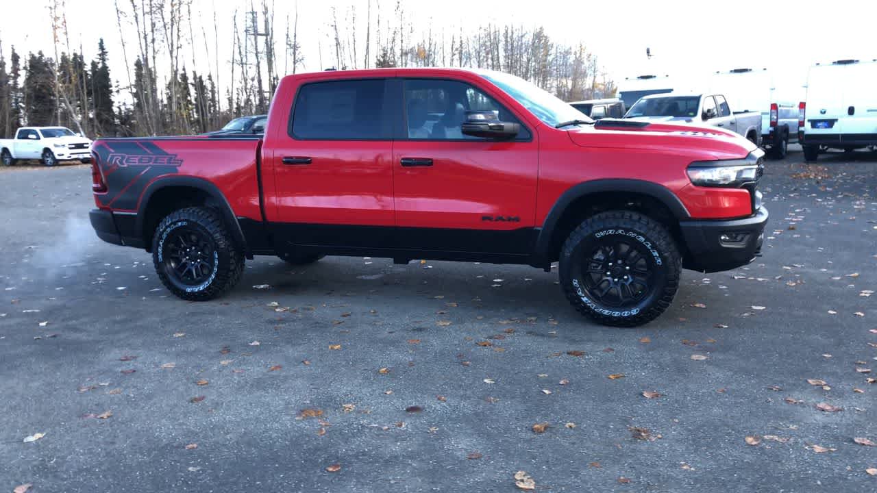 Thumbnail: 2025 RAM 1500 - 16