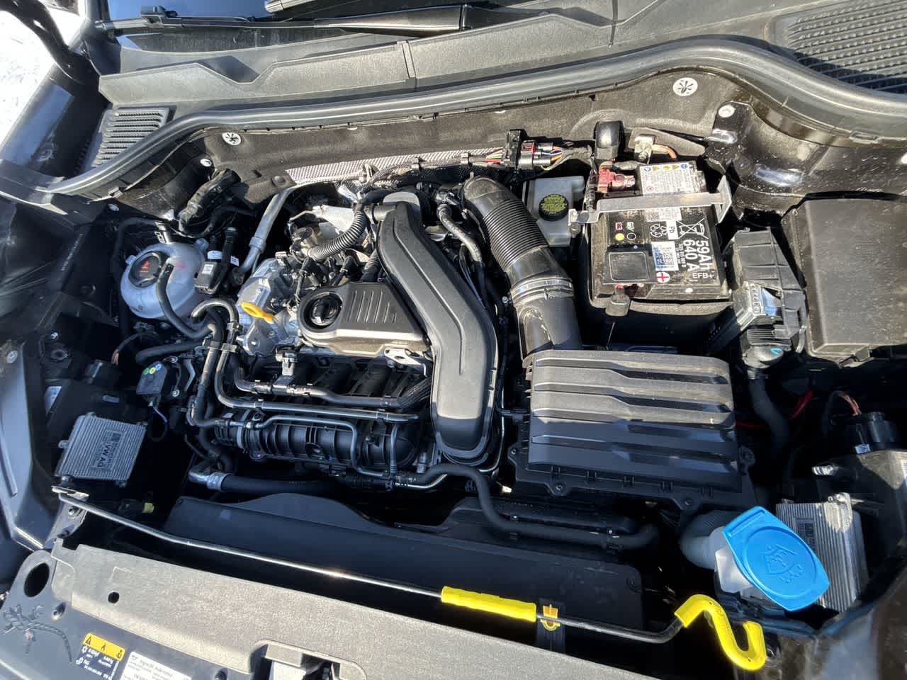 Thumbnail: 2025 Volkswagen Taos - 15