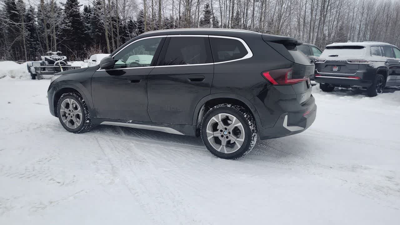 Thumbnail: 2025 BMW X1 - 9