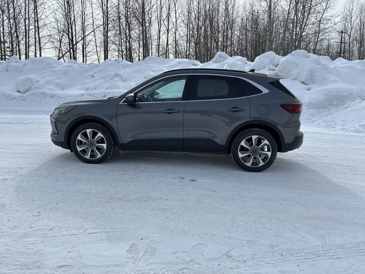 Thumbnail: 2023 Ford Escape - 5